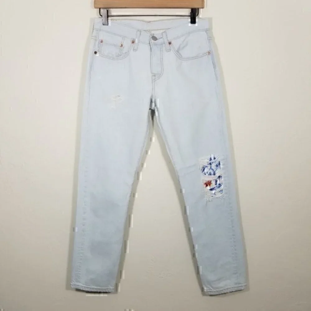 Levi's 501 Button Fly Floral Patch Distressed Jeans Size 26